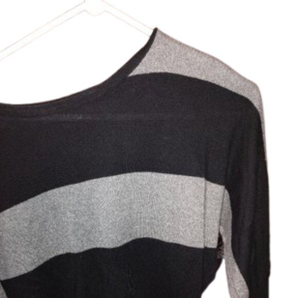 boxey Black and Gray Cropped Cold off the Shoulder Hi Low top - Picture 5 of 10